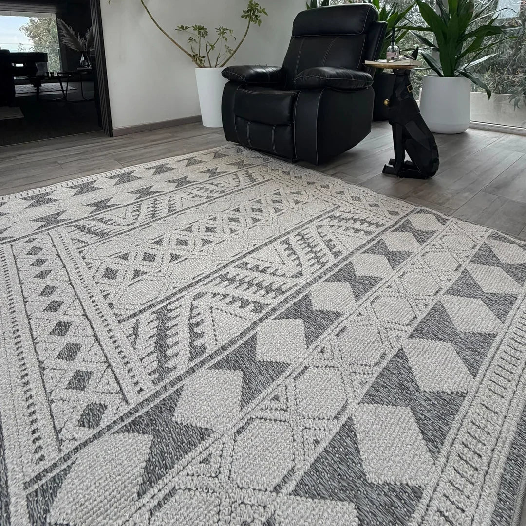 Alfombra Ankara Italia Doral en living, bandas geométricas grises sobre crema